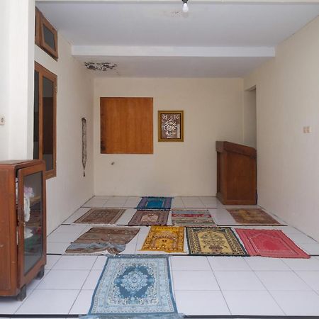 מלון Reddoorz Syariah Near Alun Alun Wonosari מראה חיצוני תמונה