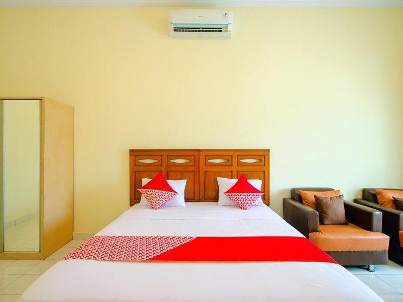 מלון Reddoorz Syariah Near Alun Alun Wonosari מראה חיצוני תמונה