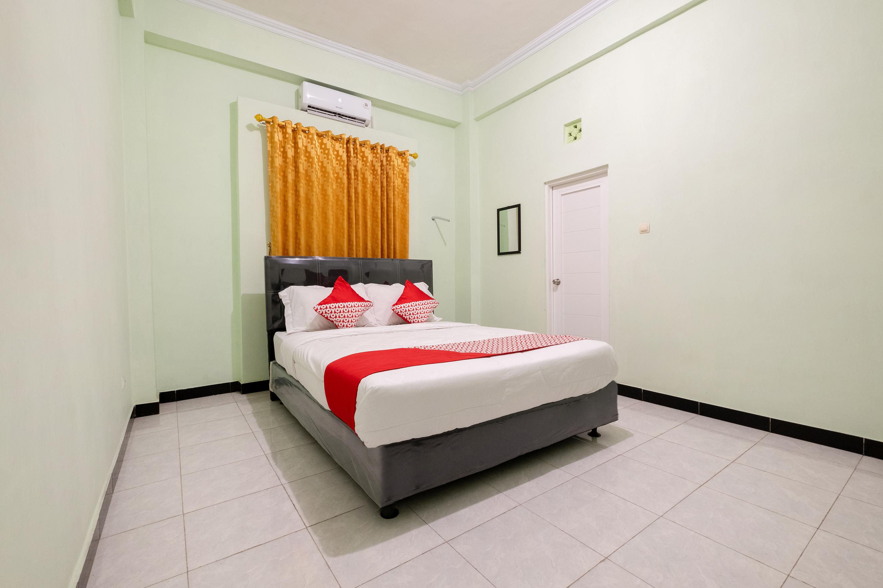 מלון Reddoorz Syariah Near Alun Alun Wonosari מראה חיצוני תמונה