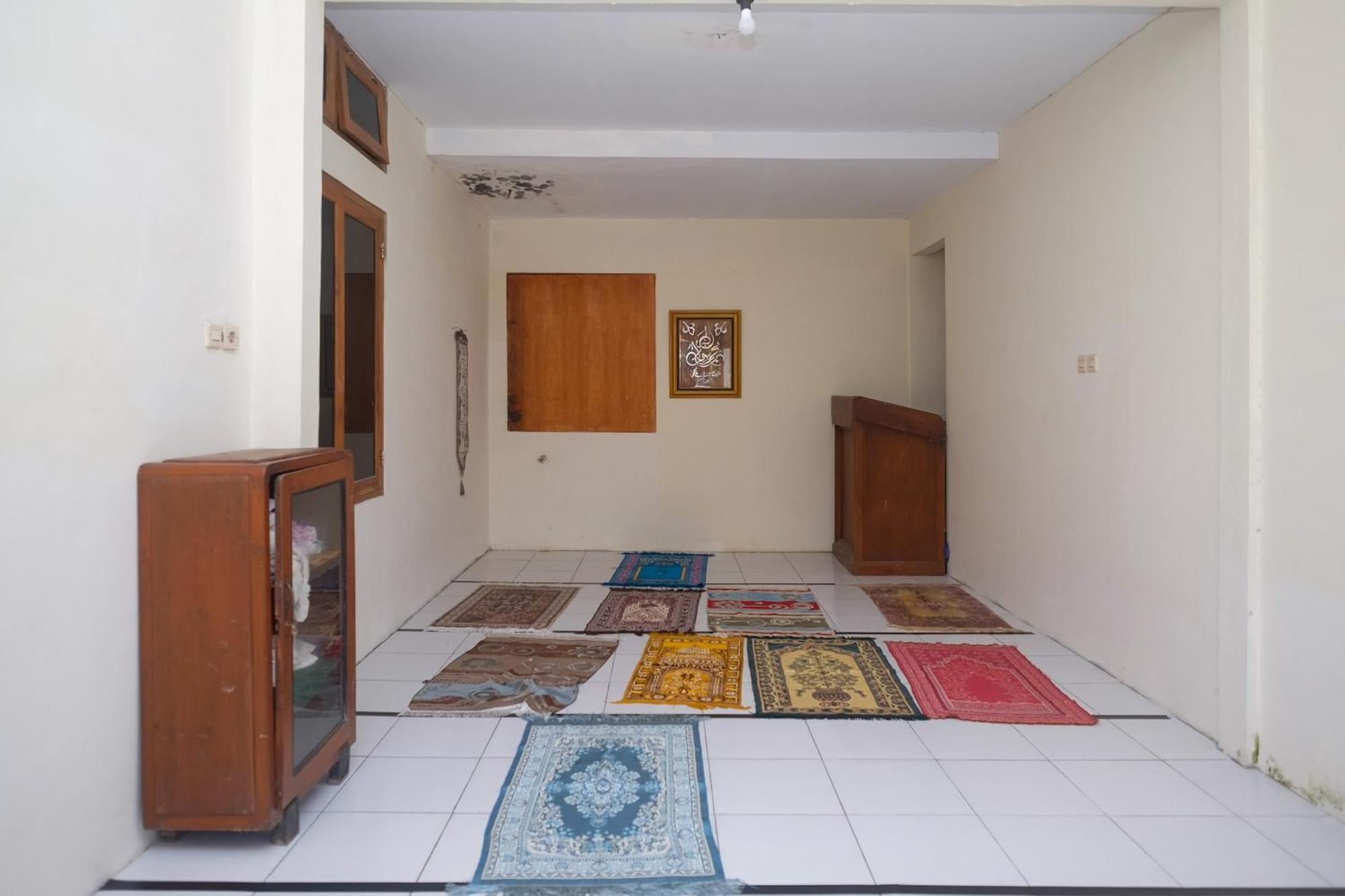 מלון Reddoorz Syariah Near Alun Alun Wonosari מראה חיצוני תמונה