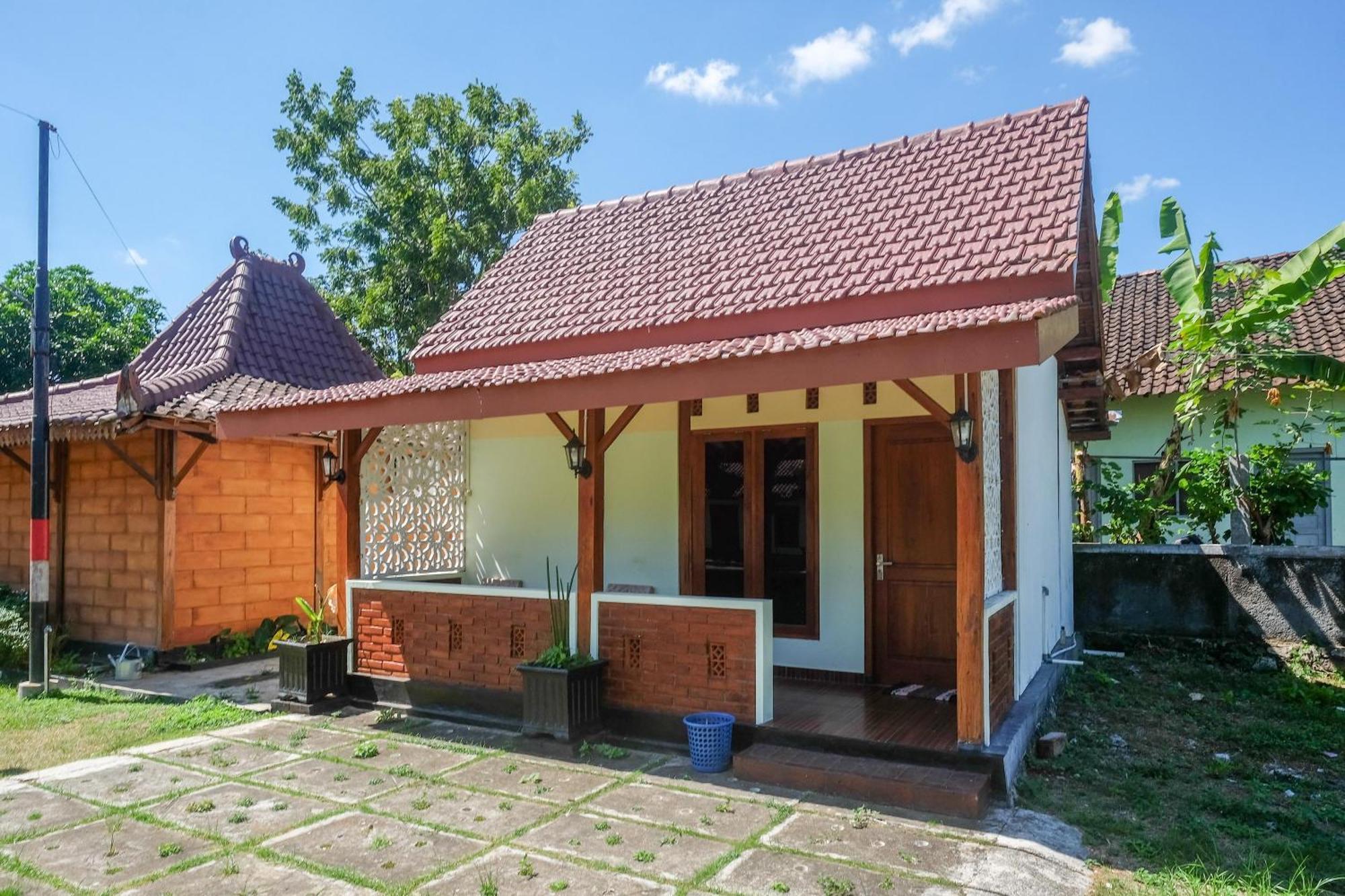 מלון Reddoorz Syariah Near Alun Alun Wonosari מראה חיצוני תמונה